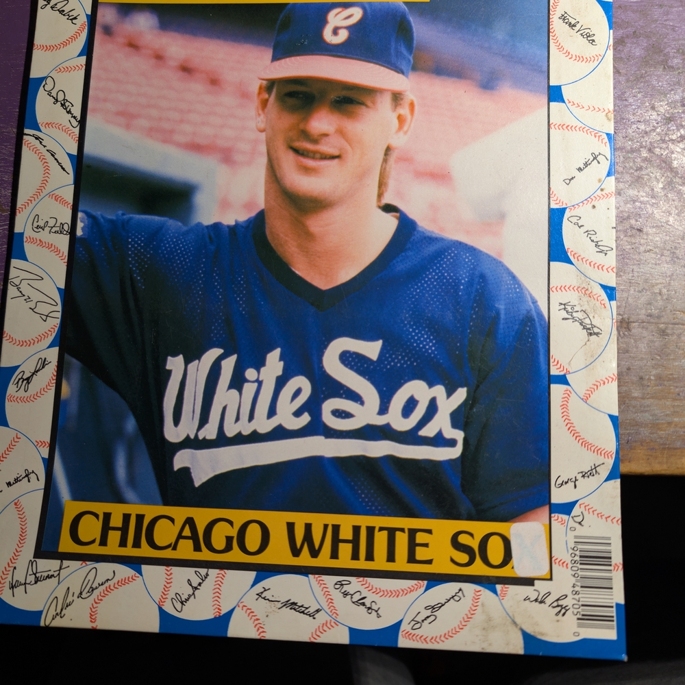 Topps Brewers Baseball Card - Picture 11 of 12